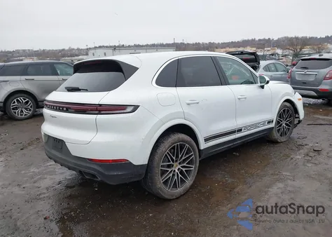 2024 Porsche Cayenne z USA, uszkodzony, nr VIN WP1AA2AY6RDA14622